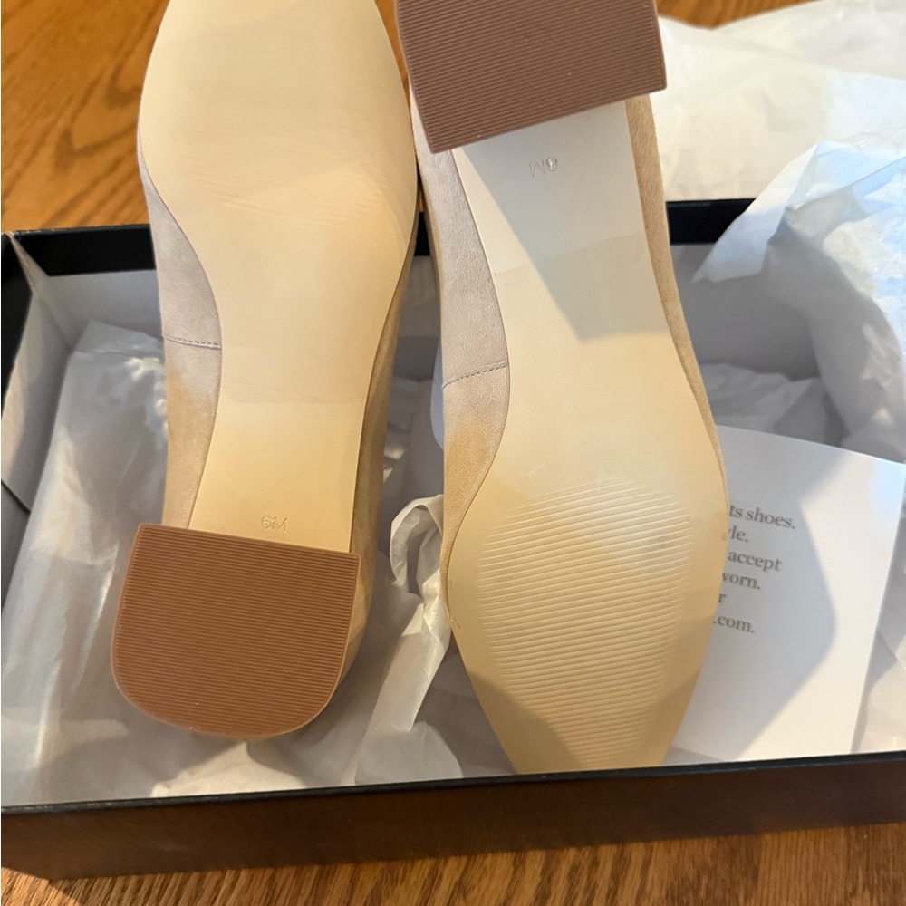 Talbots Tan Suede Heels with Square Toe in box, never worn - Picture 3 of 5